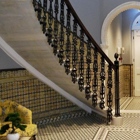 Fabulous City Centre Apartment - Grand Central House Гибралтар Екстериор снимка