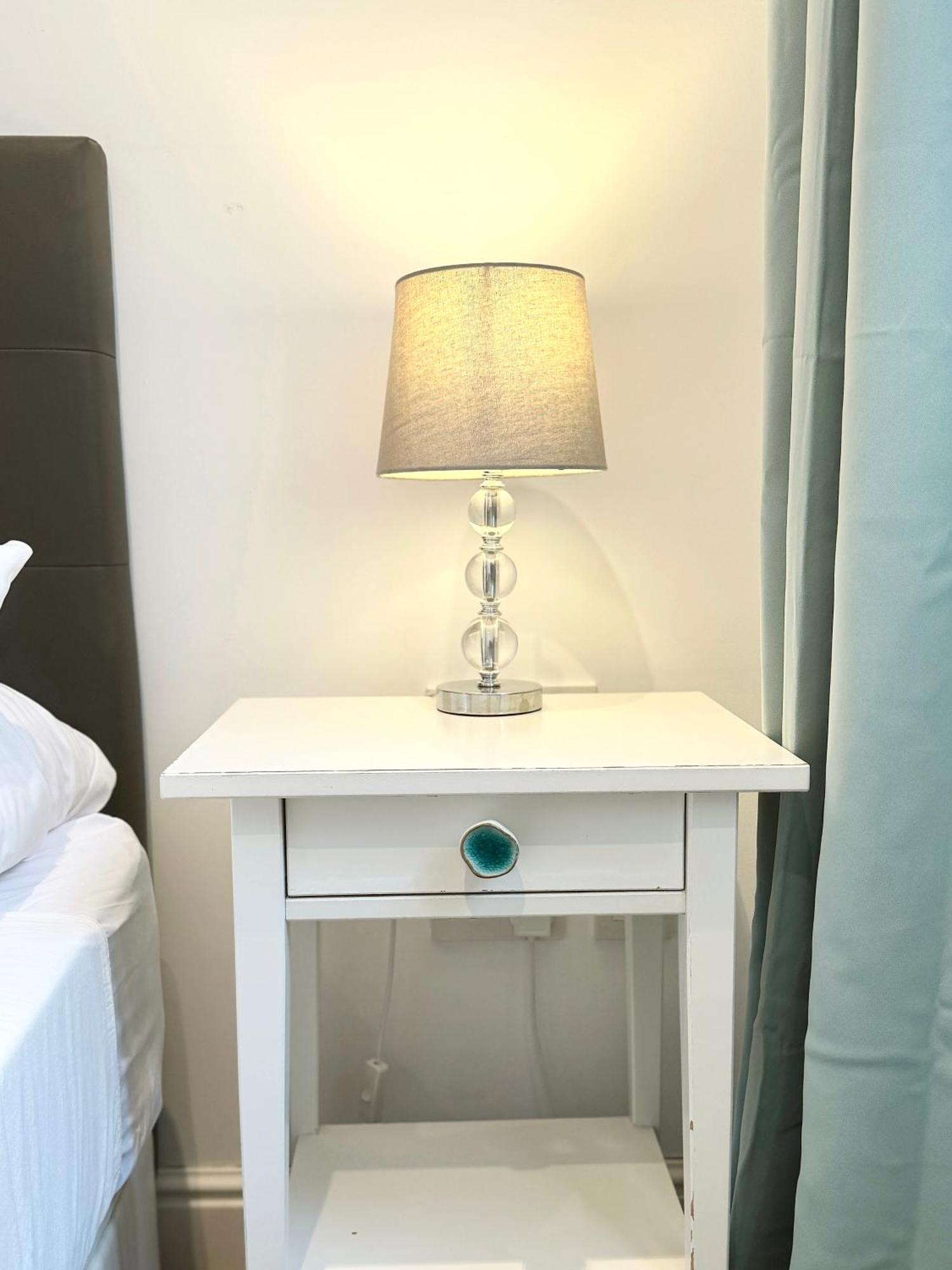 Fabulous City Centre Apartment - Grand Central House Гибралтар Екстериор снимка